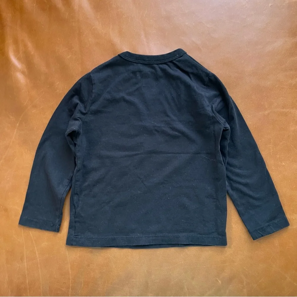 GAP Kids Skateboard Ghost Black Top, 4T